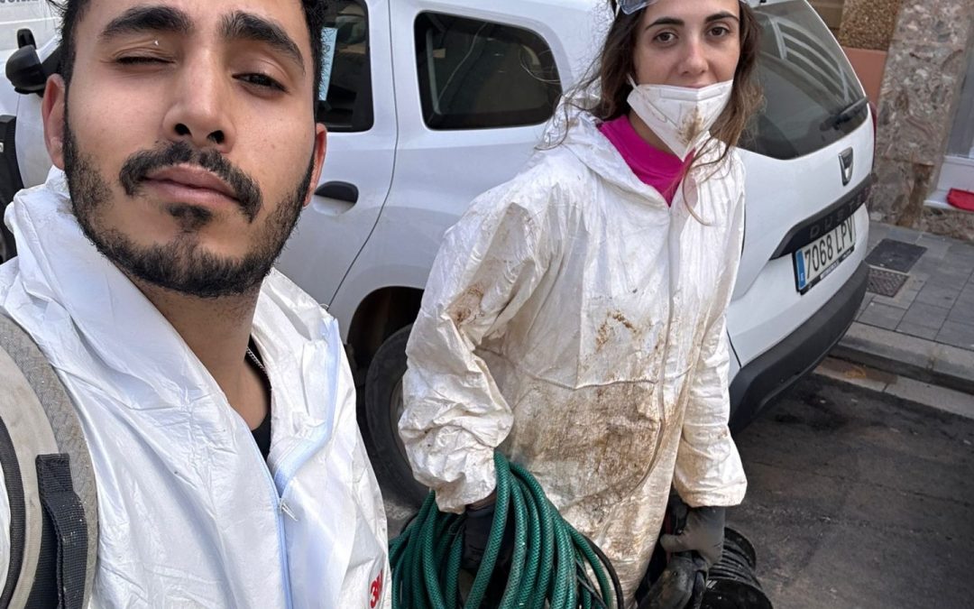 ENTREVISTA. Claudia y Osama, voluntarios de Sant Feliu de Guixols.